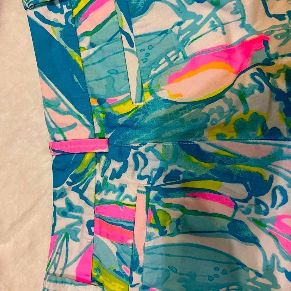 (B5) Lilly Pulitzer short Size 2 - Picture 12 of 12